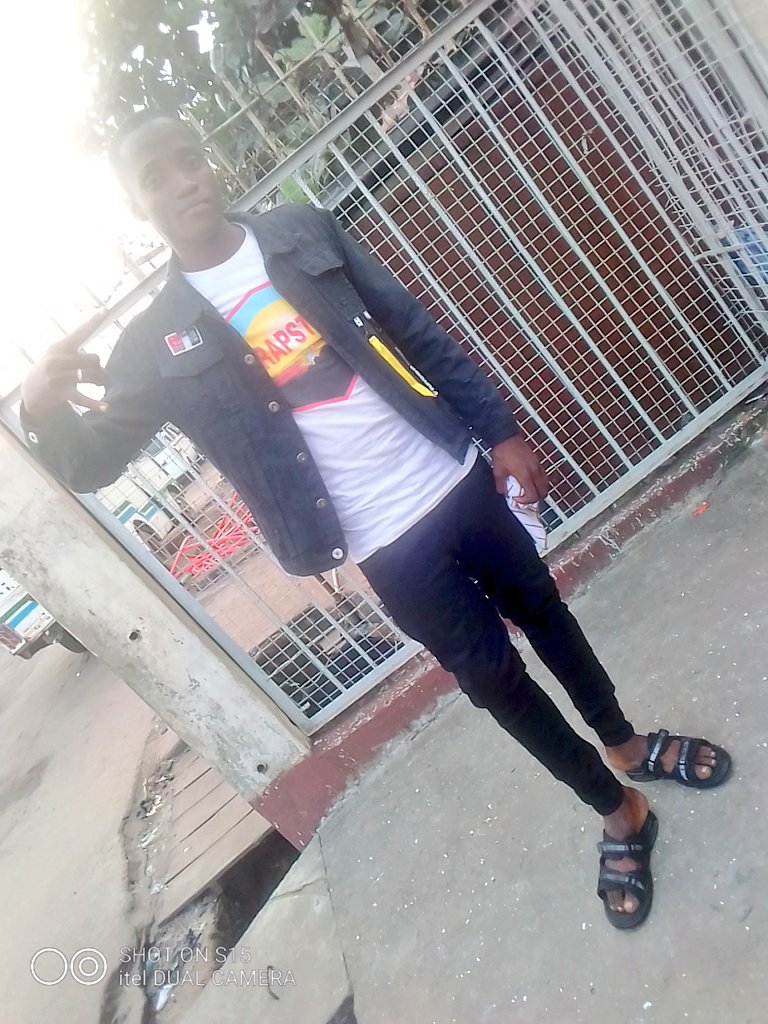 GeeNassi's tweet image. King 👑 nassi 
👑 King all time