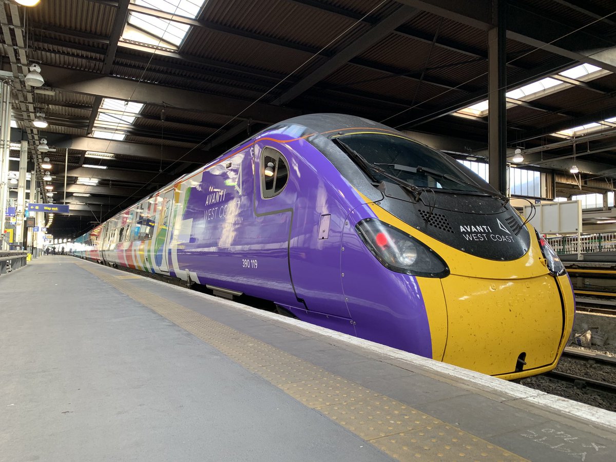 Just seen this at Euston! Avanti West Coast’s new pride livery. 390119 sitting at Euston having a photoshoot with staff. Today is its first day out in the new colourful livery 