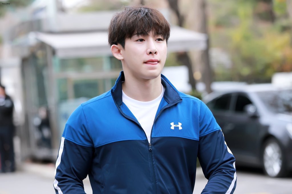 fuck it, wonho as your gym/pe teacher or mainly as a teacher — a thread