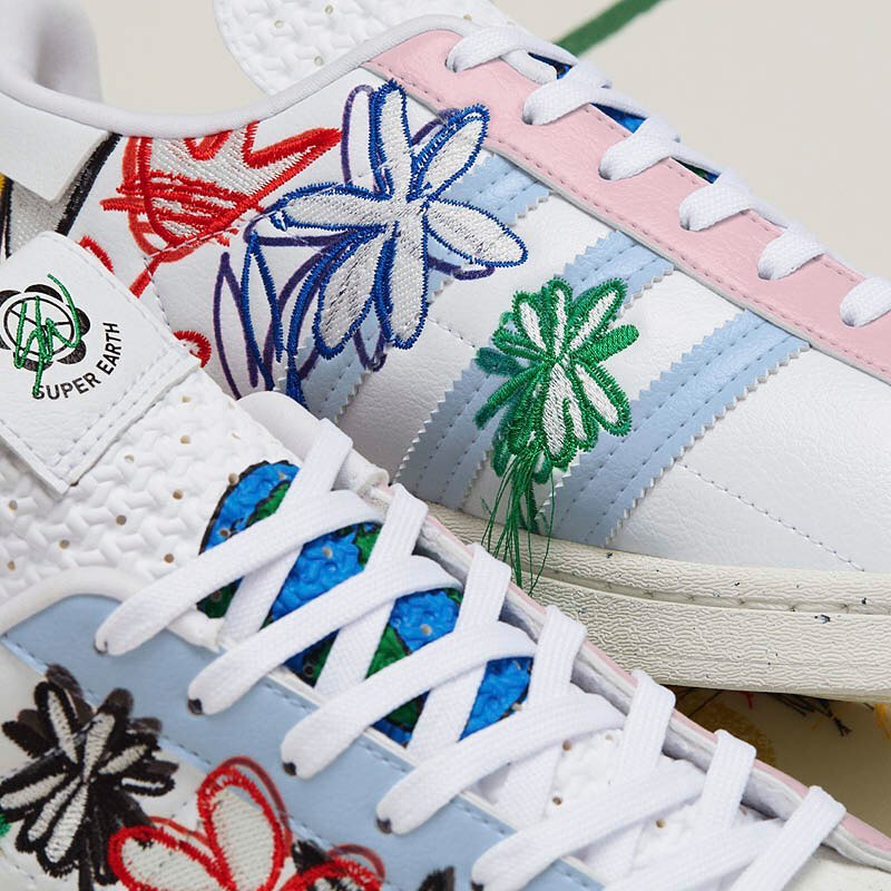 @sean_wotherspoon SUPEREARTH SW . 
8월 29일 발매 예정. 

재활용이 가능한 식물성 소재의 사용으로 지속 가능한 환경을 위해 한걸음 더 나아갑니다. 

[판매처] 
* 아디다스 공식 온라인 스토어
* @casestudy_official

#아디다스오리지널스 #슈퍼스타  #adidasOriginals  #adidasSUPERSTAR