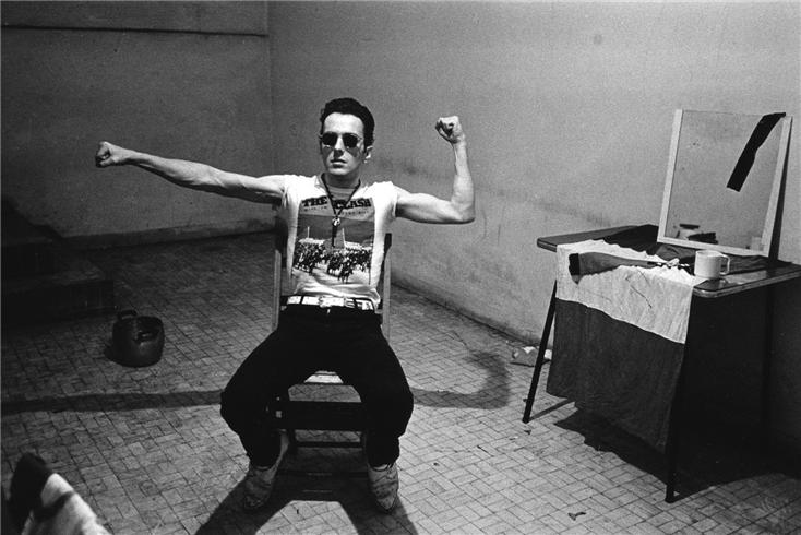 andreasgwood's tweet photo. I'm on air tonight @SusyRadio from 8pm  with the #tuneinyouwont Radio Show. I've got new tunes from @burnt_tapes and @TheFrisbysBand plus a classic from @TheClash. https://t.co/Gl3QwSeeV5