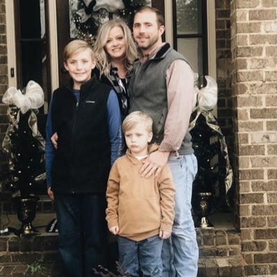Preston Grammer (@prestongrammer) on Twitter photo #NewProfilePic #NewProfilePic