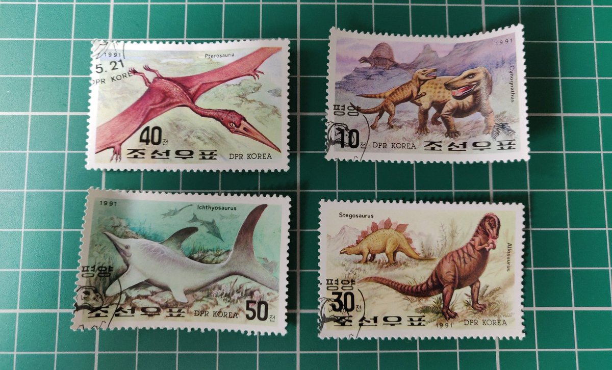 As if we couldn't get more cursed, these lovely stamps from DRPK show up. Did not expect North Korea to have palaeo stamps but here we are. Good mix of beasts here although they are quite derpy. And I feel like all the animals are watching me.