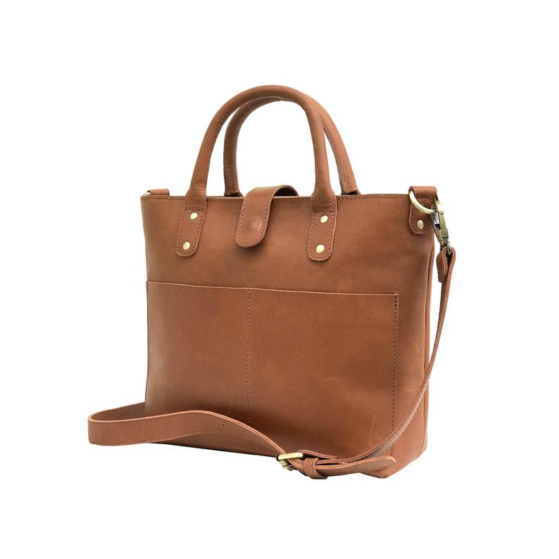 shadowstore2's tweet photo. Genuine Leather Womens Bag With Free Shipping and Free Personalisation....!!!

Star from $80 ....!!! Hurry Up Order Now
Visit: https://t.co/Uuj9K9Y1VP https://t.co/igjb5biCwJ