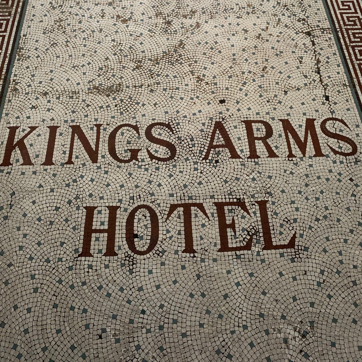 Preserving the past...
#KingsArmsDorchester