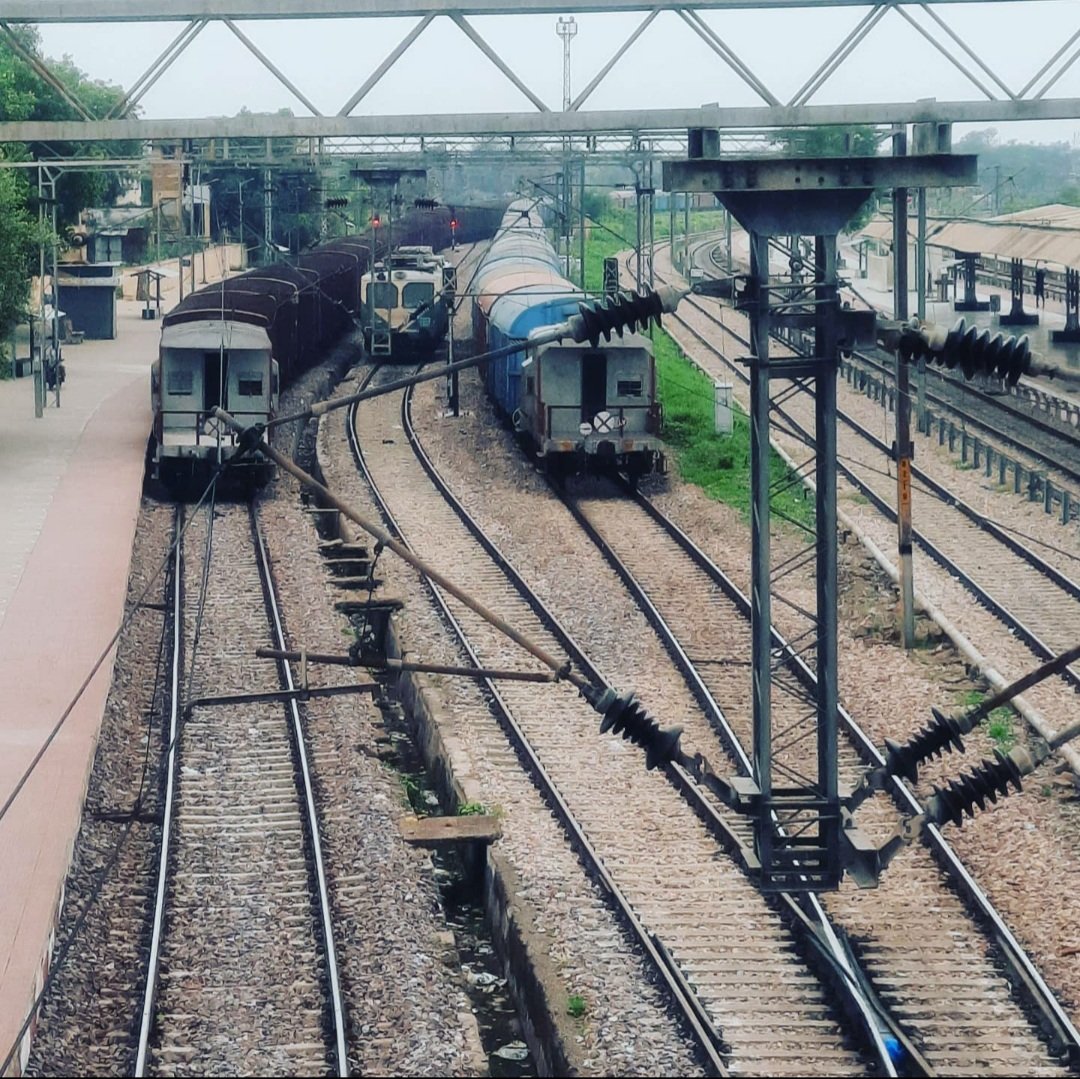 trainmanager_'s tweet photo. #Boycott_KangnaRanaut #CongressMukthBharat #Congress #mondaythoughts #MondayMotivation #Mirzapur #mirzapurseason2 #जन्मदिन #झांसी_की_रानी_कंगना 

Indian railway 🇮🇳 rockets 🤘🙏 https://t.co/p2yvHA5oN7
