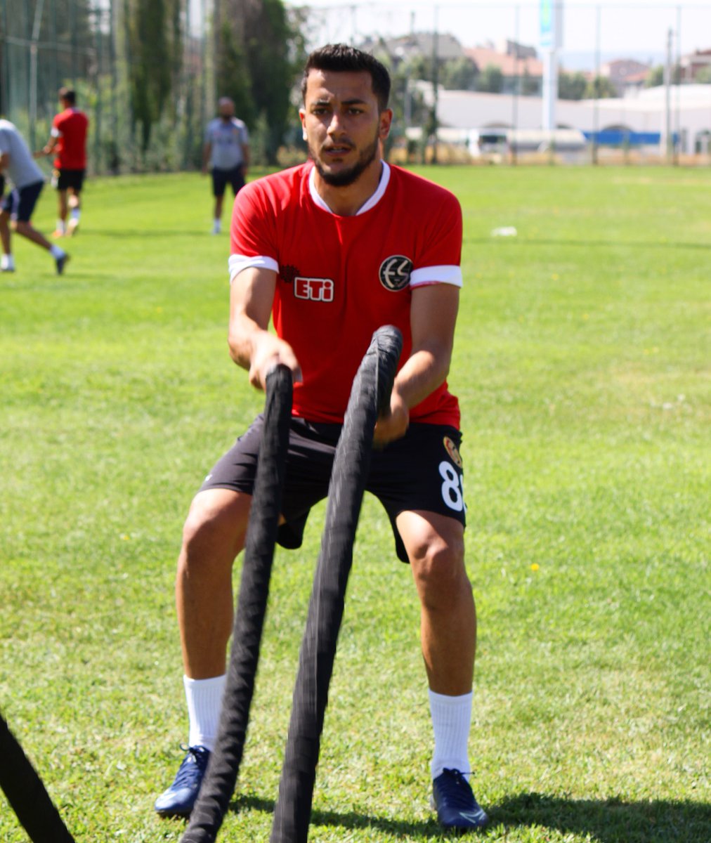 ESESKampta (@eseskampta) on Twitter photo Merhaba ben Muhammet Yahya Akbulut kısa süreliğine #eseskampta hesabıyla sizlerleyim sorularınızı bekliyorum. <a href="/Eskisehirspor/">Eskişehirspor</a> <a href="/eseskampta/">ESESKampta</a> <a href="/mamiakblt08/">Muhammet Akbulut</a> Merhaba ben Muhammet Yahya Akbulut kısa süreliğine #eseskampta hesabıyla sizlerleyim sorularınızı bekliyorum. <a href="/Eskisehirspor/">Eskişehirspor</a> <a href="/eseskampta/">ESESKampta</a> <a href="/mamiakblt08/">Muhammet Akbulut</a>