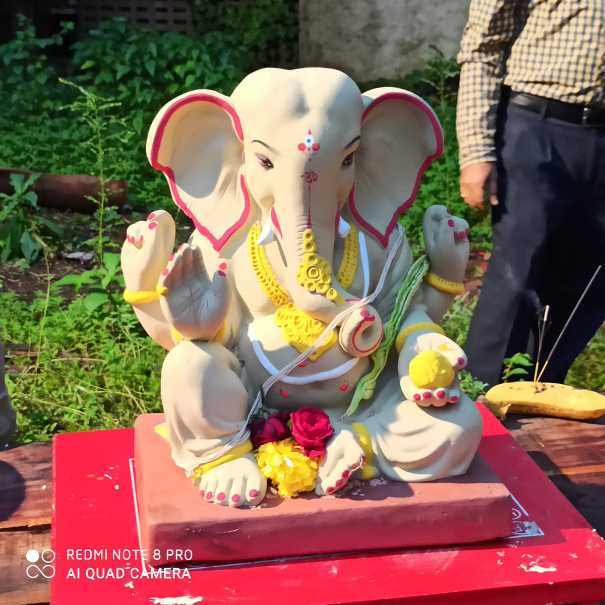 anmolecules's tweet photo. Pure clay ganesha, visarjan in maidan following all protocols. #yashodham #aamchimumbai https://t.co/VKSc9zlxi8