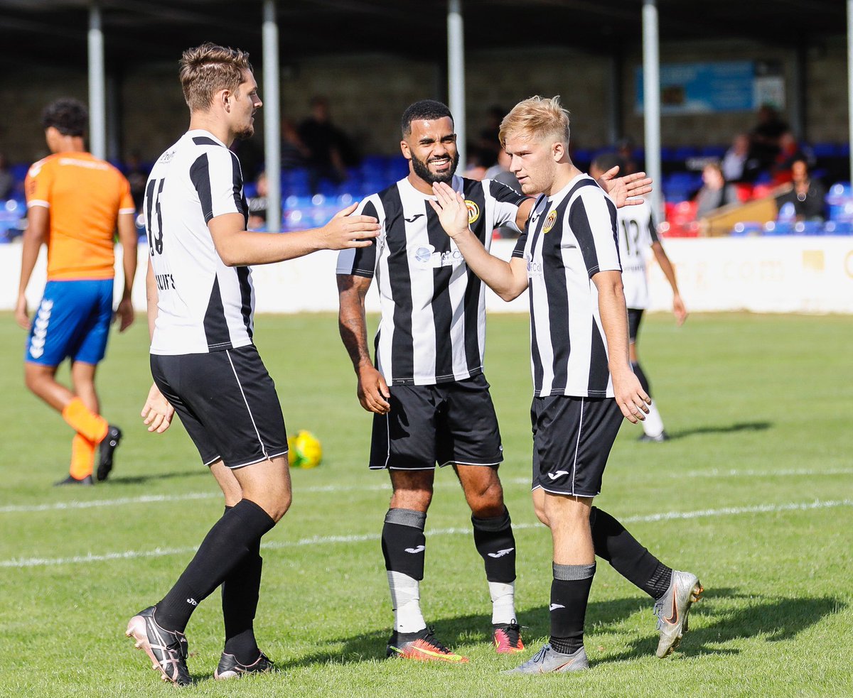 Heybridge Swifts FC (@officialswifts) on Twitter photo Adlington delights returning Swifts fans with late winner to beat Braintree – Heybridge Swifts News (Coverage sponsored by <a href="/AspenWaiteLon/">AspenWaiteLondon</a>)
heybridgeswiftsfc.com/blog/2020/08/2… Adlington delights returning Swifts fans with late winner to beat Braintree – Heybridge Swifts News (Coverage sponsored by <a href="/AspenWaiteLon/">AspenWaiteLondon</a>)
heybridgeswiftsfc.com/blog/2020/08/2…