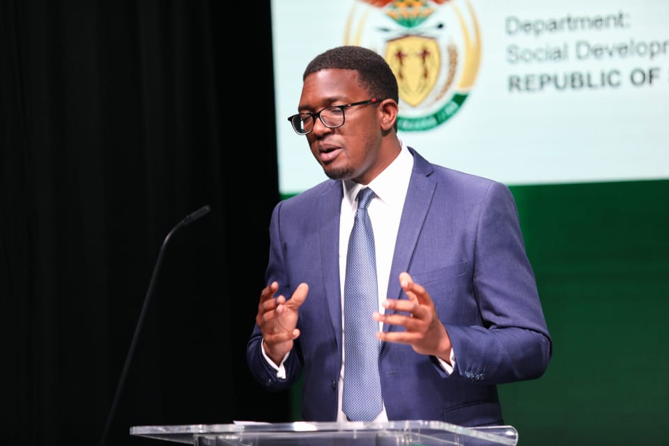 The_DSD's tweet photo. Happening now: The DSD, in partnership with the @SA_NLC, is handing over ECD Centres in Mpumalanga. Stream the virtual event by following this link: https://t.co/vdB7c0dFeE. #ECDHandover https://t.co/hWOZimwGEw