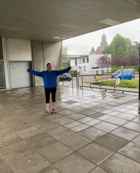 MIMrotterdam's tweet photo. Weer of geen weer :) ⁠
⁠
De afgelopen maanden hebben we de beste en mooiste trainingslocatie van #Rotterdam ontdekt. Inmiddels hebben we voor élk weertype een geschikte locatie! ⁠
⁠
#wezullendoorgaan #nietvansuiker #weerofgeenweer #prenataltraining #postnataltraining https://t.co/PeoaPSXBO4