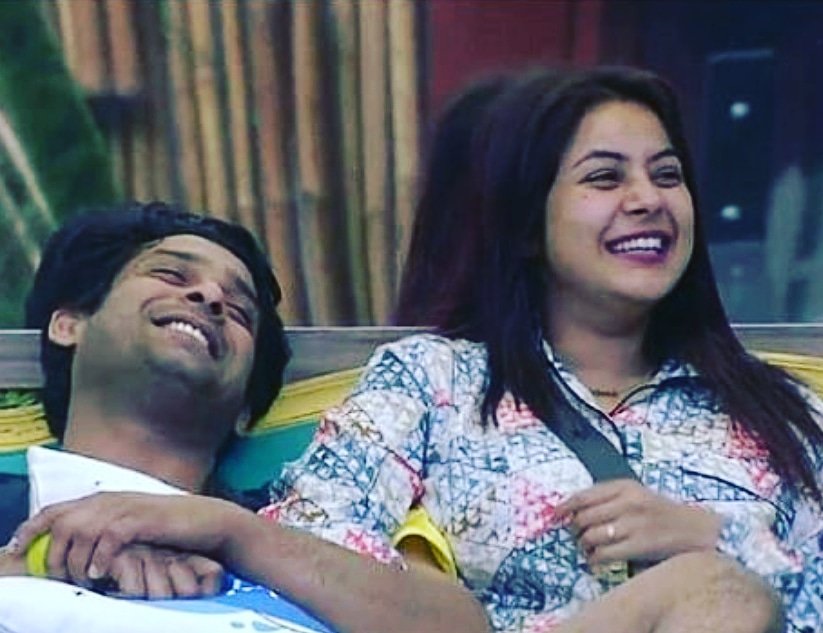 This day you both were looking so happy..and we were on cloud 9 because it was shehnaaz's birthdayWe wanted to know how will u wish her..but we couldn't see.. because of channels they didn't show us..and it's a mystery (7/10)