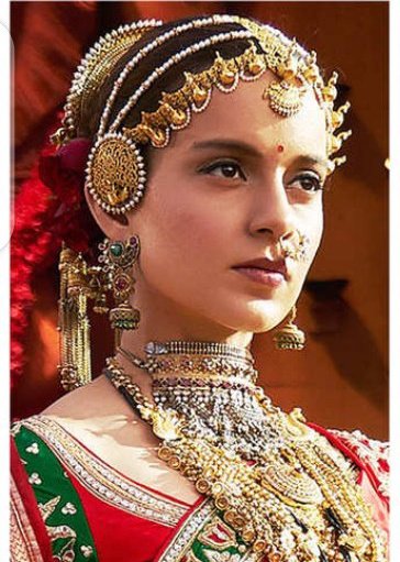 SouravP93382940's tweet photo. #IndiaStandWithKangana 
#झांसी_की_रानी_कंगना
#झांसी_की_रानी_कंगना

Whom do you consider a good actress❓
Kangana                        Alia bhatt
Retweet.                          Like https://t.co/CxTLLuLzG4