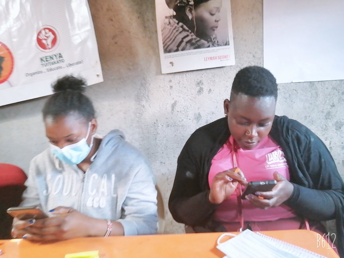 #DigitalSecurity
#OnlineGBV
@ywli_info @FemnetProg @FeministsKE we go digital and we are learning about digital security and importance of young women to voice up in online platform. Our gratitude goes to @TunapandaOrg for giving us opportunity of learning.