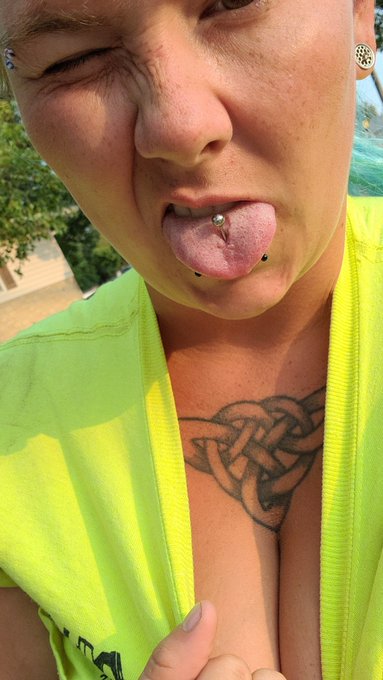 SkyFlower’s pics and videos