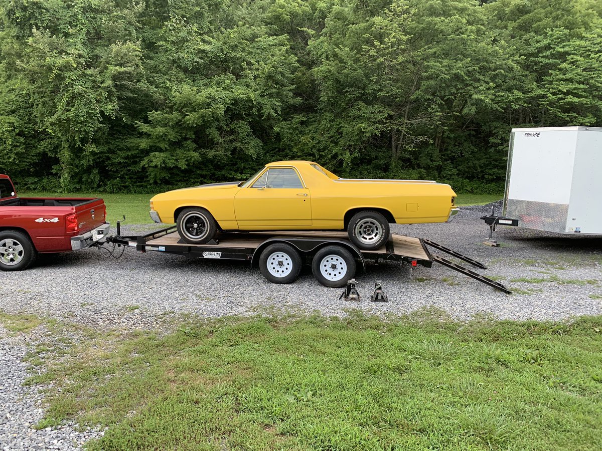 The #elcamino has left the building, not finished yet, going for vinyl top to be put on.  👍🏻🙌🏼🙌🏼🔧🔧🔧🔧