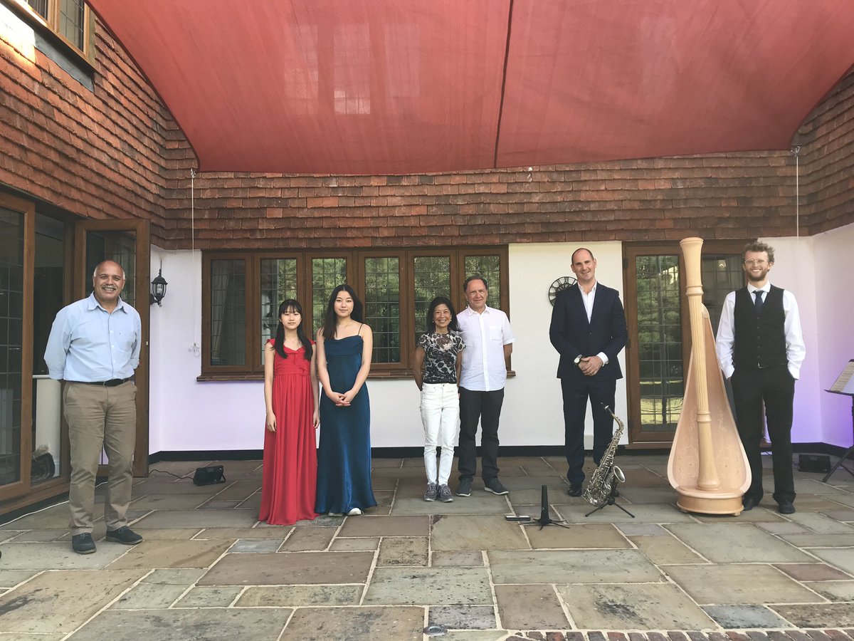 HSOFSURREY's tweet photo. On Saturday afternoon, I spent the afternoon in Woking at the house of Lionel and Kumi Smith-Gordon for the last recital of the Summer at Breinton series: Seemingly Unlikely. #summeratbreinton #breinton @surreylive https://t.co/uId5k75eII