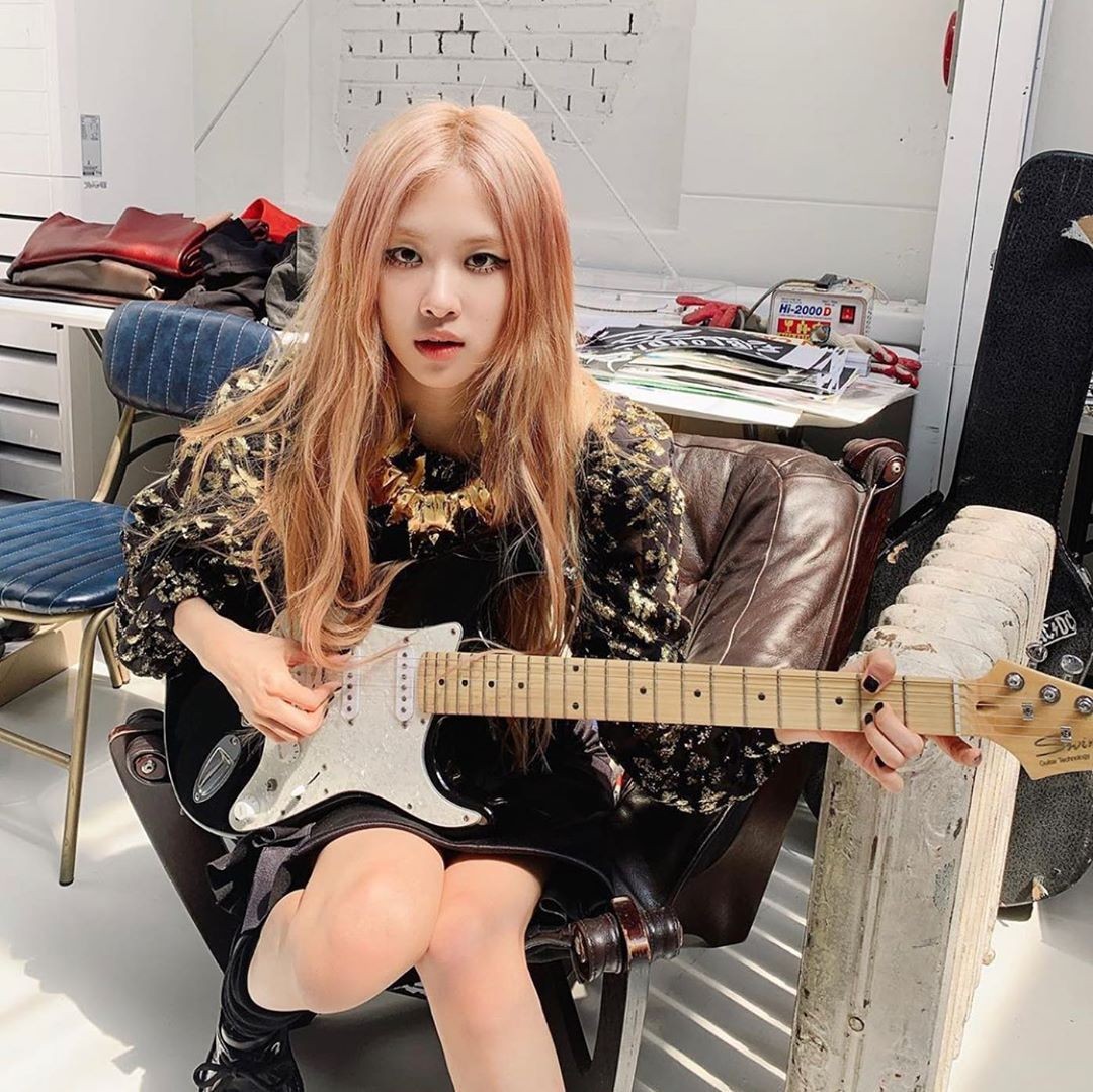 rosé recieving collaboration offers and being praised by professionals. - an ongoing thread.  #LetRoséSing