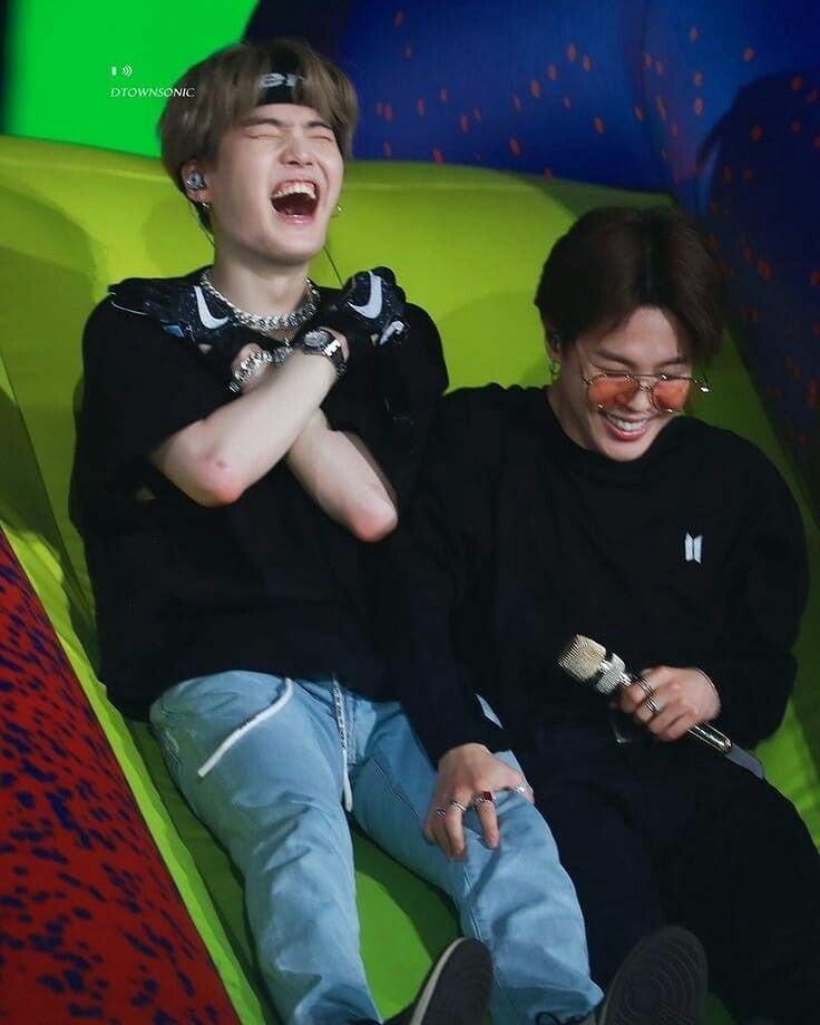 there’s always a reason to smile; for daegu boys, the reason is busan boys — a thread