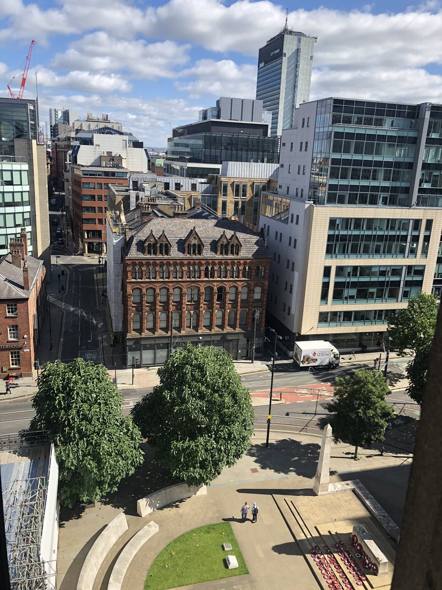 LornaMail's tweet photo. @ILoveMCR great views from 7th floor at Manchester town hall today https://t.co/n1VR6dgHY5