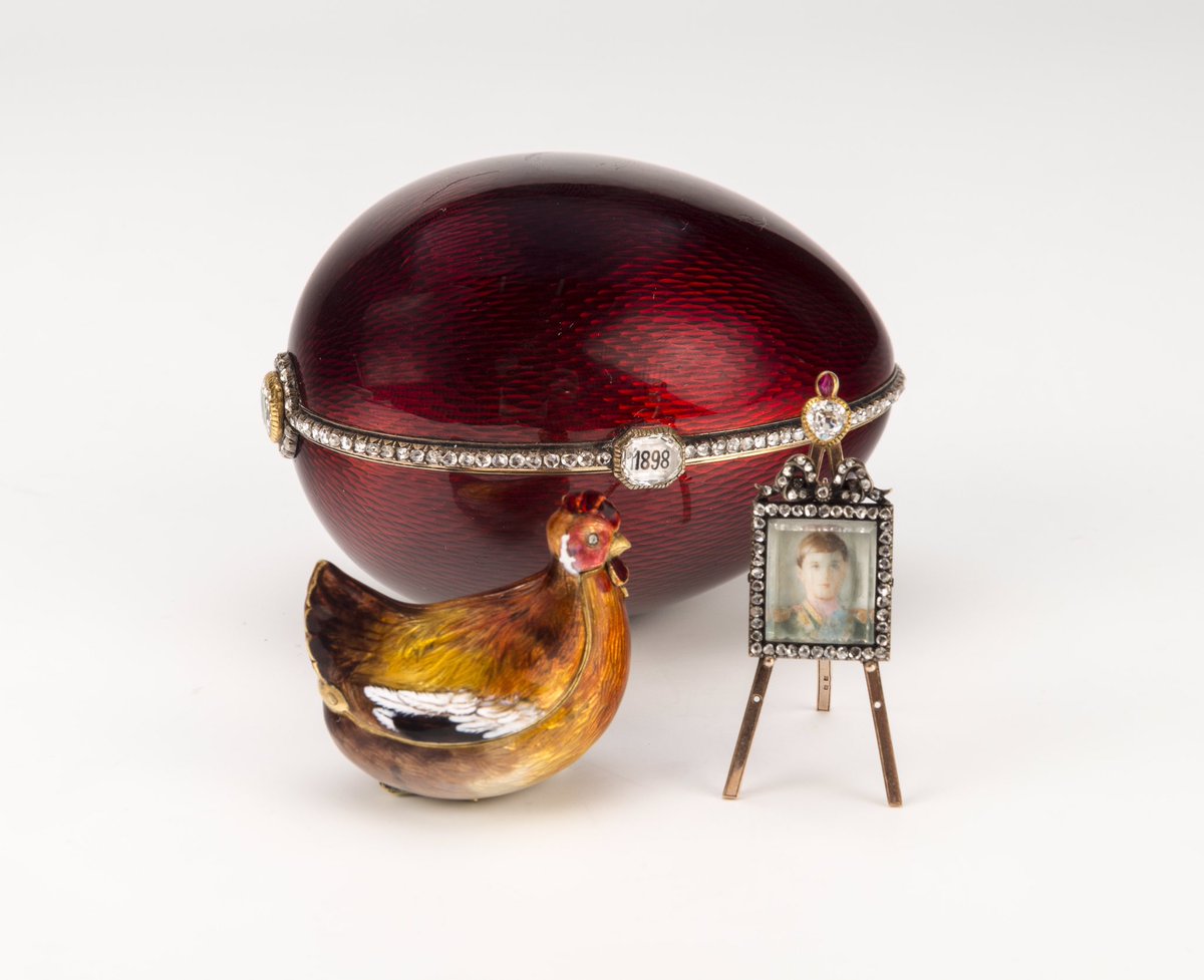 Kelch Hen #Easter Egg. Gift from Alexander Kelch to his wife Varvara for Easter 1898. #SaintPetersburg, 1898. House of #Fabergé, workmaster Mikhail Perkhin. 📍Fabergé Museum, Saint-Petersburg, #Russia