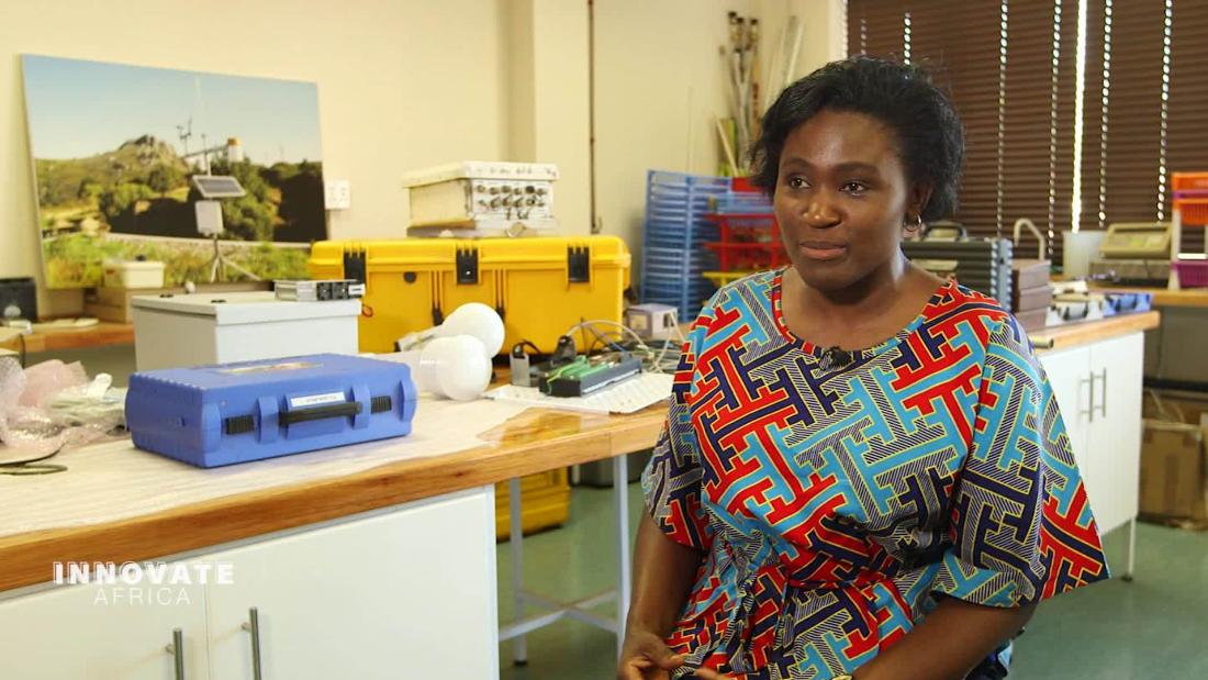 CNNAfrica's tweet photo. Kenyan scientist Muthoni Masinde created an app that is combining weather station data with the traditional knowledge of African farmers to predict droughts 
Read more ➡️ https://t.co/ACqJTfdnkz https://t.co/Xd1wwWzp5V