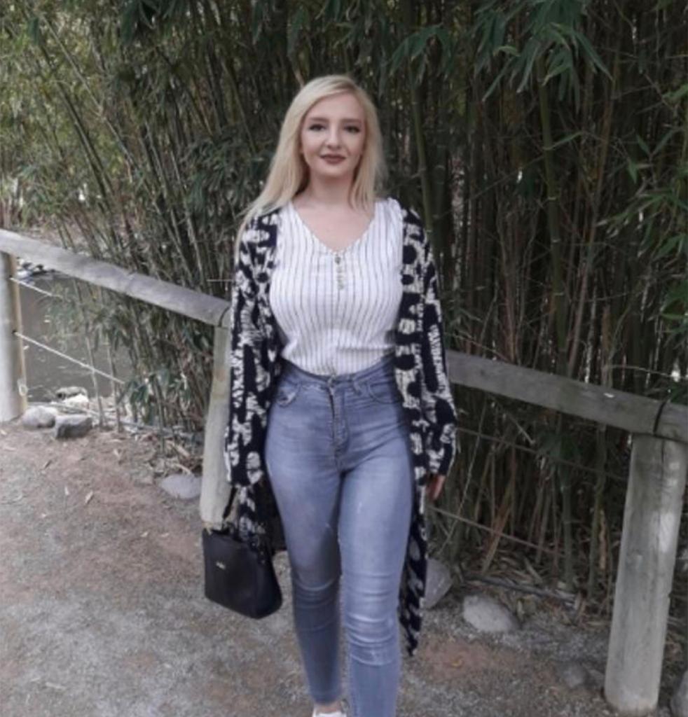 🧔Azgınlar tatlı günler adım #eryaman #ankarabayan  Cansel, Evim var. Anal yapıyorum. Oral yapıyorum. Doyumsuzum. Elden sadece ödeme alıyorum. 21 yaşındayım. Orjinal foto. 0..553 ..779 ..38 ..90