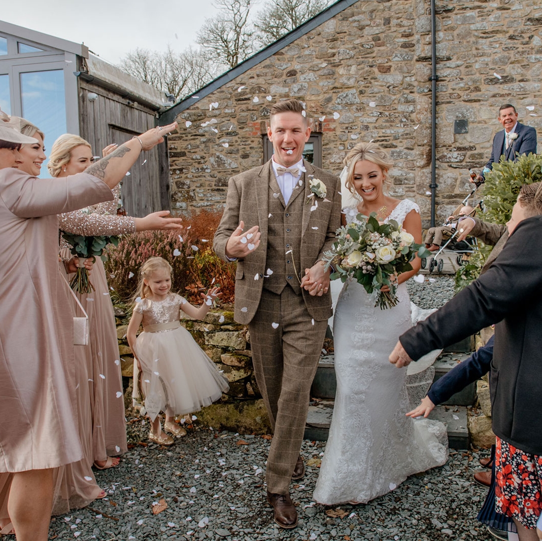 { C O U P L E S . L O V E . eeek! }⁠
⁠
#mondaymotivation⁠
⁠
Jodie and Grant planned their day with <a href="/eeekweddings/">eeek!</a>  Here's their story.⁠ 

eeek.co.uk/eeek-helped-jo…

Want couples to find your business? Feature on eeek! along with <a href="/TrevennaBarns/">Trevenna Cornwall</a> &amp; many others