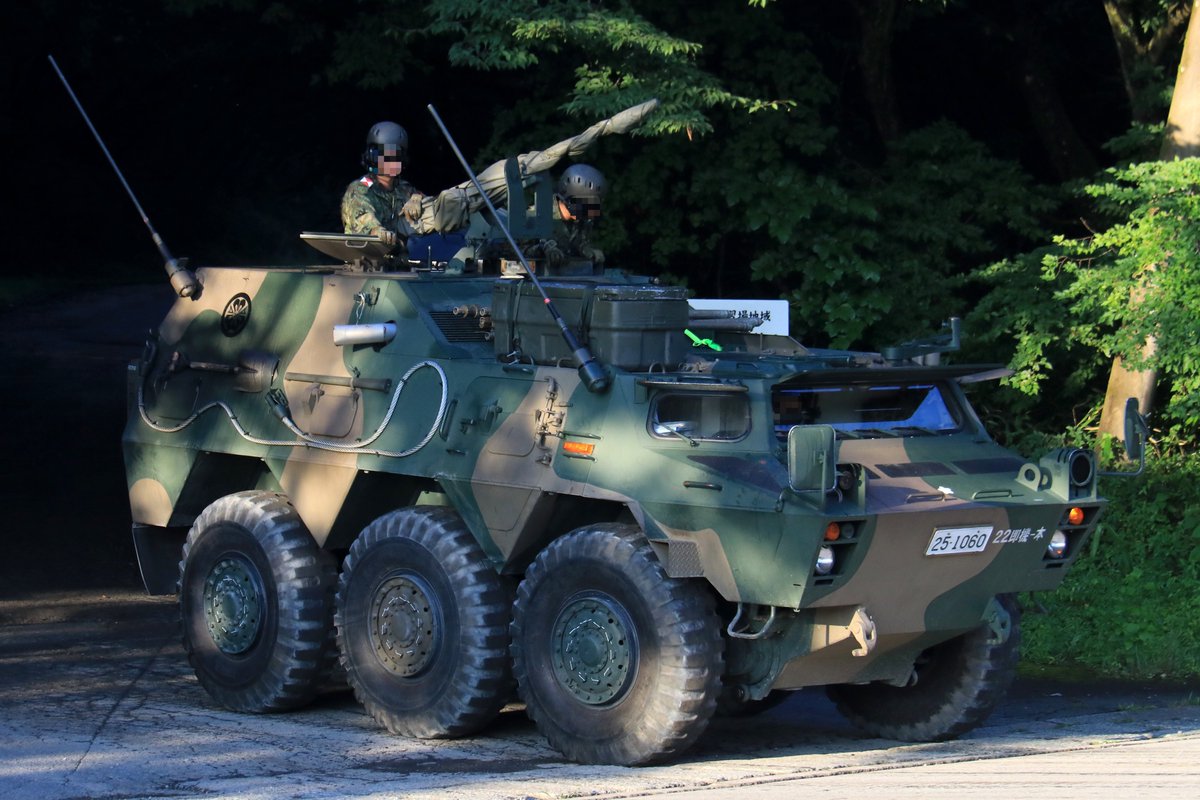 陸上自衛隊 第22即応機動連隊 82式指揮通信車 22即機連本部管理中隊の