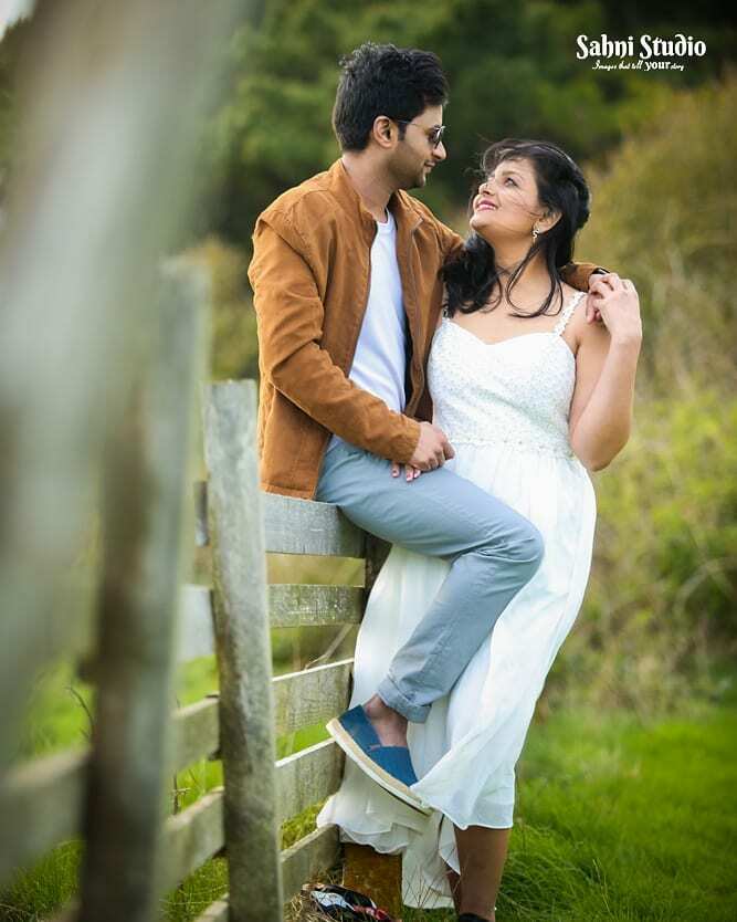 Sahni_Studio's tweet photo. “Romance is the icing, but love is the cake.” 💖✨
Our favourite couple - @rupenmax009 and Nisha
.
.
Location - #london🇬🇧 
#postweddingphotography #postwedding #weddings #postweddingshoot #postoftheday #instapost #couplelove #londonpreweddings #londons… https://t.co/mCMkVT8A4n https://t.co/JnVAOGCgrr