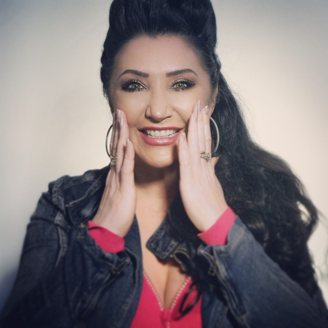 MY MOOD RIGHT NOW... #imsoexcited ... The official music video for my new single 'I Remember When' is dropping tonight at 𝟕𝐩𝐦 on 𝐘𝐨𝐮𝐓𝐮𝐛𝐞.
Link: youtu.be/4pgXsq9wfIw

#newmusic #newsingle #monday #youtube #premier #newvideo #musician #songwriter #pop #irememberwhen