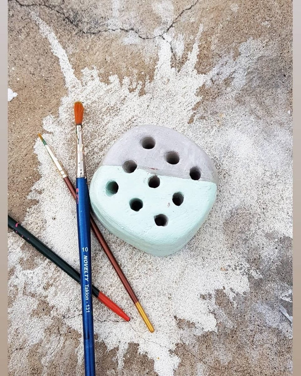 IdecorIndia's tweet photo. Excited to share the latest addition to my #etsy shop: Handmade paper mache, clay concrete, mint green paintbrush /pen pencil stand/holder/organiser https://t.co/1AnRxi1tJ2 #handmade #handcrafted #madeinindia #papermache #claymodelling #homedecor #interiordesign #penst https://t.co/75Iuraa0Q1