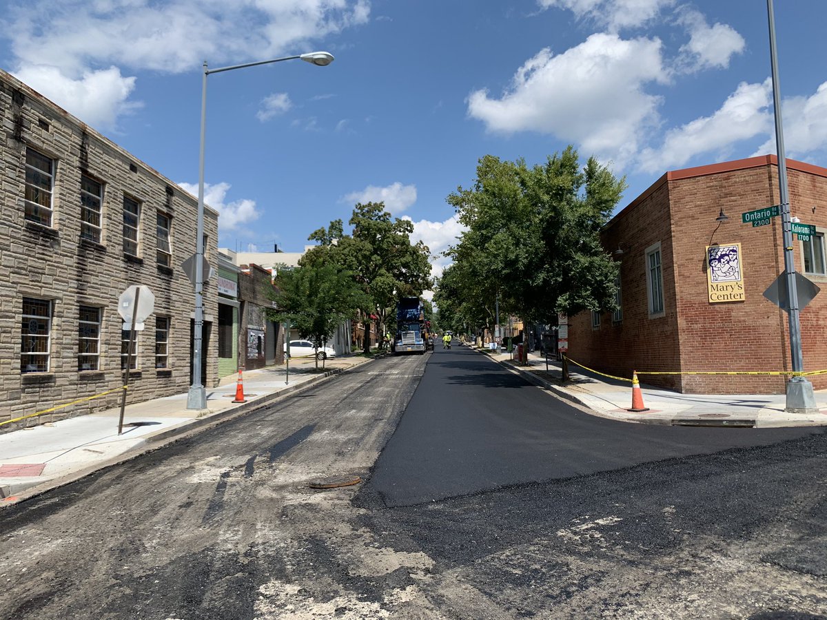 DC is spending $$$ to resurface streets in Adams Morgan. Will this investment result in safer streets for kids walking to school, people in wheelchairs, or people pushing strollers? Or are we just getting a smoother parking lot?  @AdamsMorganANC  @JaperBowles