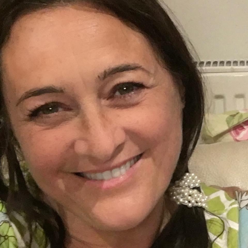 Welcome to the new Co-Chair of Cotswold Breast Cancer Now - Tess Paolini! 💕