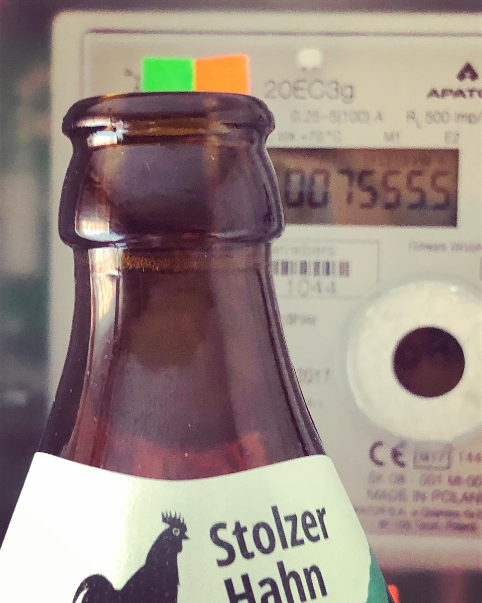 gummibierchen's tweet photo. #stolzerHahn dank #Schnapszahl  7555,5 der #Solaranlage und #PilsnerBier mit #ElbeSaaleHopfen der #LandsbergerFamilienbrauerei 🍺#Landsberger #LandsbergerBrauerei #germanbeer #deutschesBier #bierstrom #strombier #bierinderHand #powerbeer #beerpower #bierenergie #BrauereiLandsberg https://t.co/HzBcJTRIj4