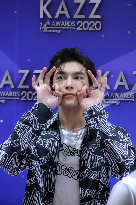 Thread~CONGRATULATIONS TO OUR BOIS AGAIN NA~WE ARE SO PROUD OF YOU BOTH i'll add pics as i save them because there are a lot na~please be patient with me, my eyes are sore but imma do this all for you na~ #KazzAwards2020xMG