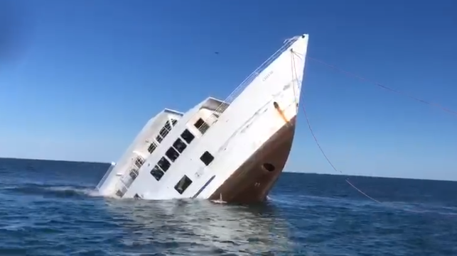votekeyes's tweet photo. Our economy is sinking. Vote Tom Keyes for Massachusetts Representative. He is the life line.
https://t.co/eYHgZZ3I1U https://t.co/t39WtlR3UO