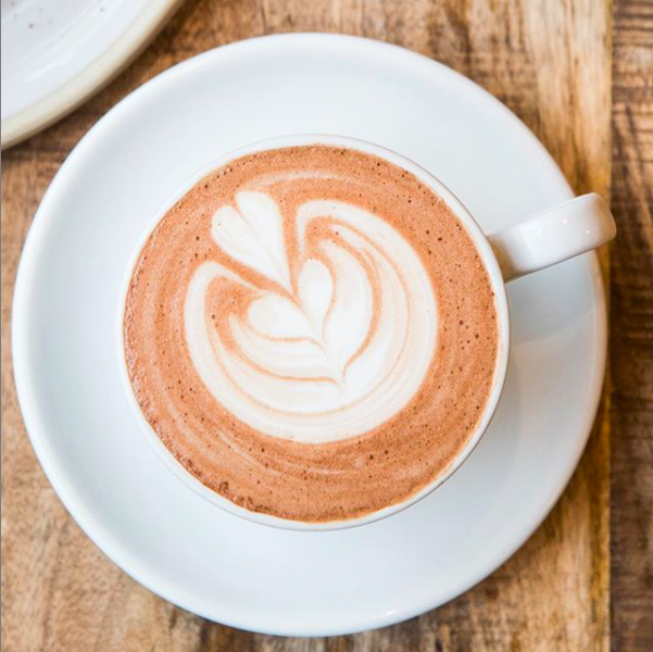 thefields773's tweet image. Hey, we are the new kid on the block, #TheFieldsChicago! Just dropping by to say hi to some of our business neighbors that we think are pretty cool -- @brewbrewchicago @workshop4200 @hopewellbrewing @lulacafe. #LoganSquare