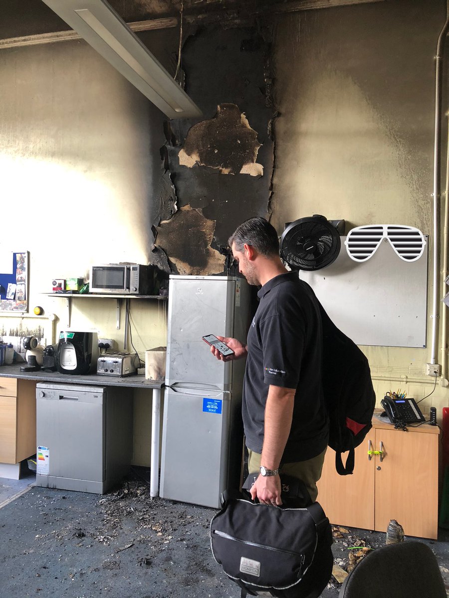 XovrSolutions's tweet photo. Dave plugged in a new PoE switch and turned it up to 11 🙊
These Wave 2 APs tend to run a little warm. https://t.co/nY04gnGtyl