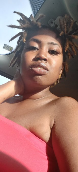 Yesterday was my one year LOCAVERSARY🥰🙌🏾🧘🏾&zwj;♀️ #locdandloaded  #BlackLivesMatter #naturalhair #NaturalBeauty<a href="/tag/naturalhair"class="tags"><span>#naturalhair</span></a><a href="/tag/naturalbeauty"class="tags"><span>#naturalbeauty</span></a><a href="/tag/blacklivesmatter"class="tags"><span>#blacklivesmatter</span></a>
