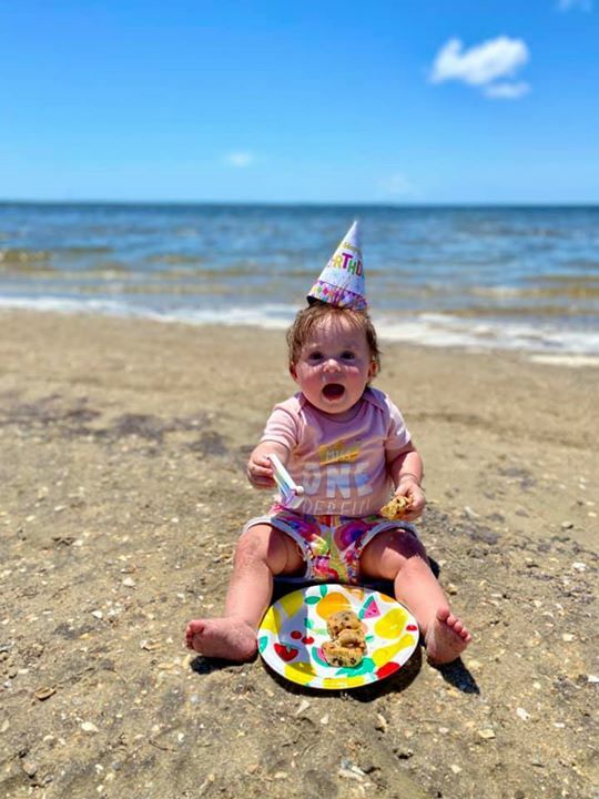 OuterBeaches's tweet photo. Whether it's a 1st birthday or a 90th, we want to see your Hatteras celebrations for this week's #OBRMemoryMonday!
📷: Karri Grecco (How cute is she!🥳)
Celebrate your special moments here: https://t.co/urhH7SrRhc https://t.co/5pMLU30ale https://t.co/5NDhEBvbYQ