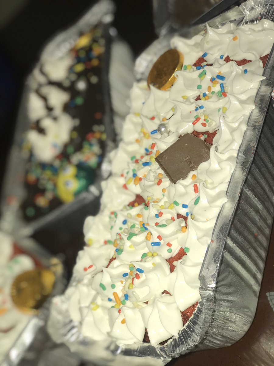 Have you tried Anya’s cakes?