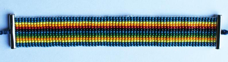 CosmicConCrafts's tweet photo. 13th Doctor bracelet #DoctorWho 

https://t.co/3hAjEjmEcB https://t.co/qsxWKLZCes