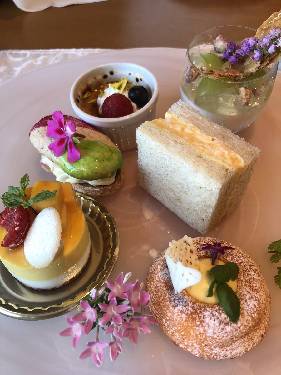 きゃさりん 福岡 グランドエンパイアホテルのアフタヌーンティー ウェッジウッドのプシュケのティーカップとマリアージュフレールの紅茶です 福岡 福岡グルメ 福岡カフェ アフタヌーンティー ヌン活