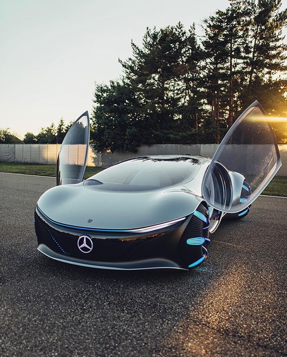 Mercedes Vision AVTR we drive the futuristic concept car from 900 miles away British GQ #9 Mercedes Vision AVTR we drive the futuristic concept car from 900 miles away British GQ