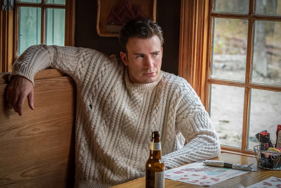 ransom drysdale (knives out)becomes annoyed because how dare you have the audacity to hand him your vodka coke that could easily stain his beautiful cream sweater