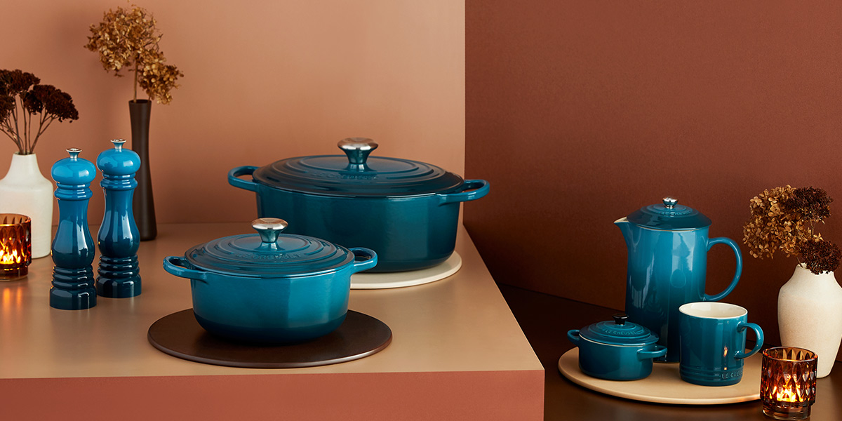 LeCreusetUK's tweet photo. Deep Teal : Sumptuous style for any season. Shop now: https://t.co/fkeQC4MeTv 

#lecreusetuk #cookware #mylecreuset #new #deepteal #teal #blue #colourcollection #kitchenessential #lecreuset #foodlovers #food #cooking https://t.co/FMGw7wdccT
