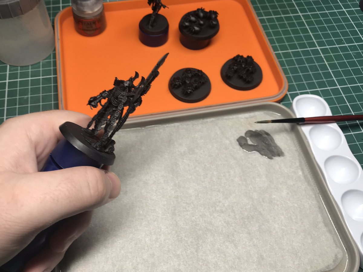 TalkWargames's tweet photo. And so the legion rises! Making a start with Necrons using some toys sent from our friends over at @RedgrassGames . This new handle improves on the original, the ability to swap tops is great! #WarhammerCommunity #warmongers #wargaming #newcrons #paintingminiatures #40k https://t.co/kx5qggTLMq