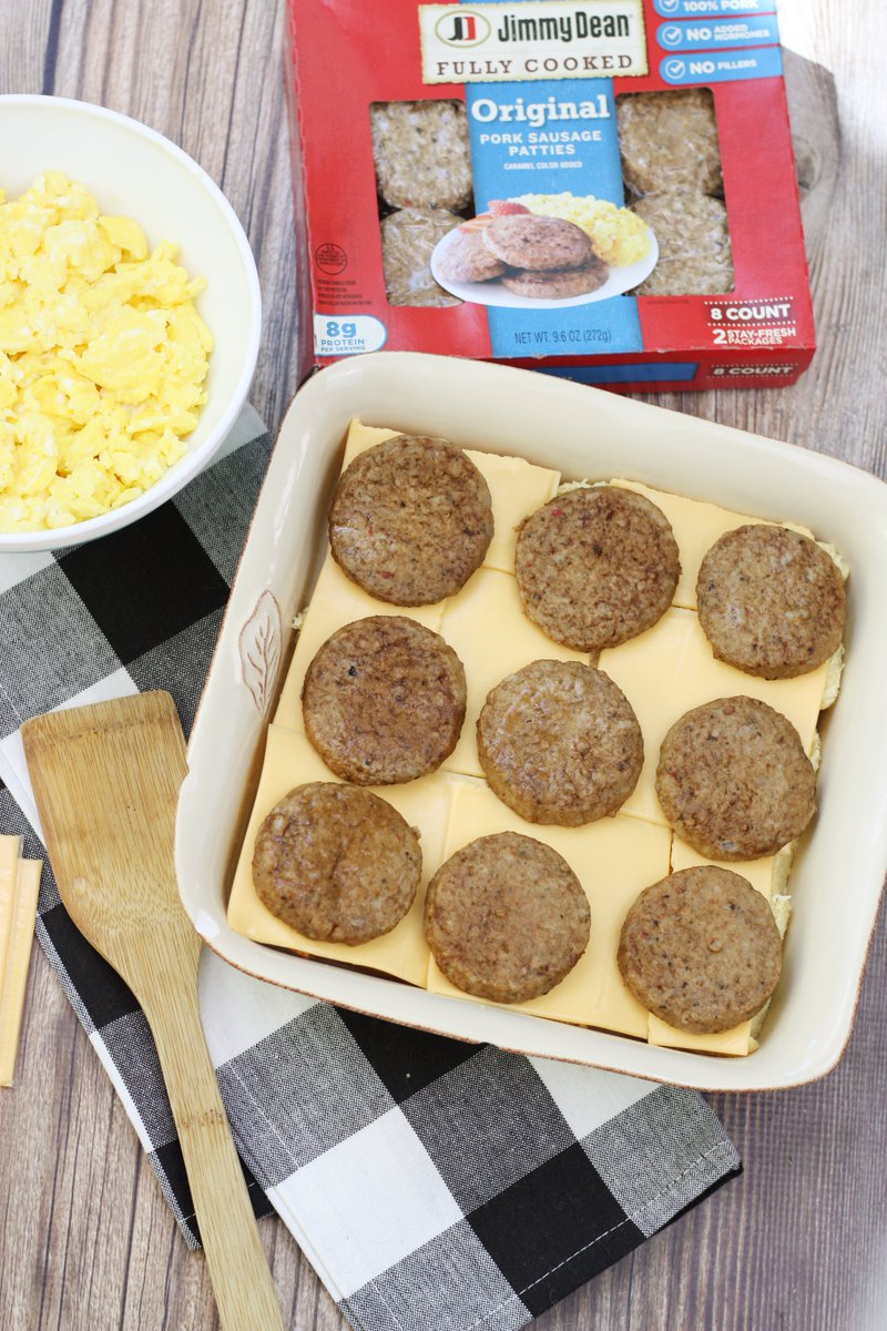 MostlyHomemade's tweet photo. #ad Breakfast Sandwich Casserole w/Jimmy Dean® Fully Cooked Original Pork Sausage Patties with ingredients I picked up at Giant! Just dinner rolls in a baking dish, topped with cheese, Jimmy Dean sausage patties, eggs, and the tops. Cover &amp; bake at 350ºF for about 10 minutes! https://t.co/PFhADVDR10