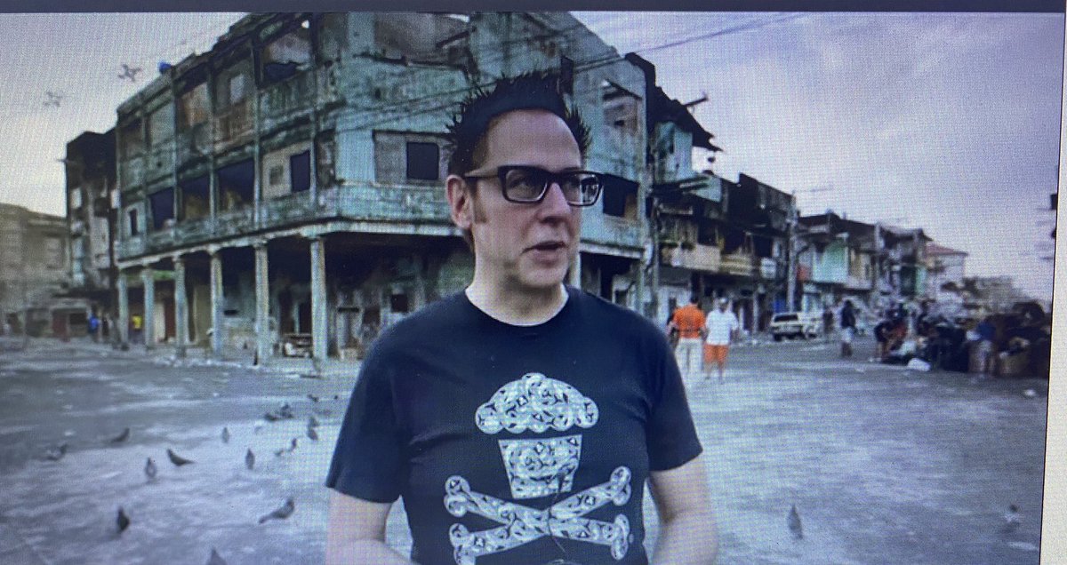 Awesome seeing <a href="/JamesGunn/">James Gunn</a> wearing a <a href="/JHNYCPKS_Boston/">JohnnyCupcakesBoston</a> T-shirt on the set of <a href="/SuicideSquadWB/">The Suicide Squad</a> !